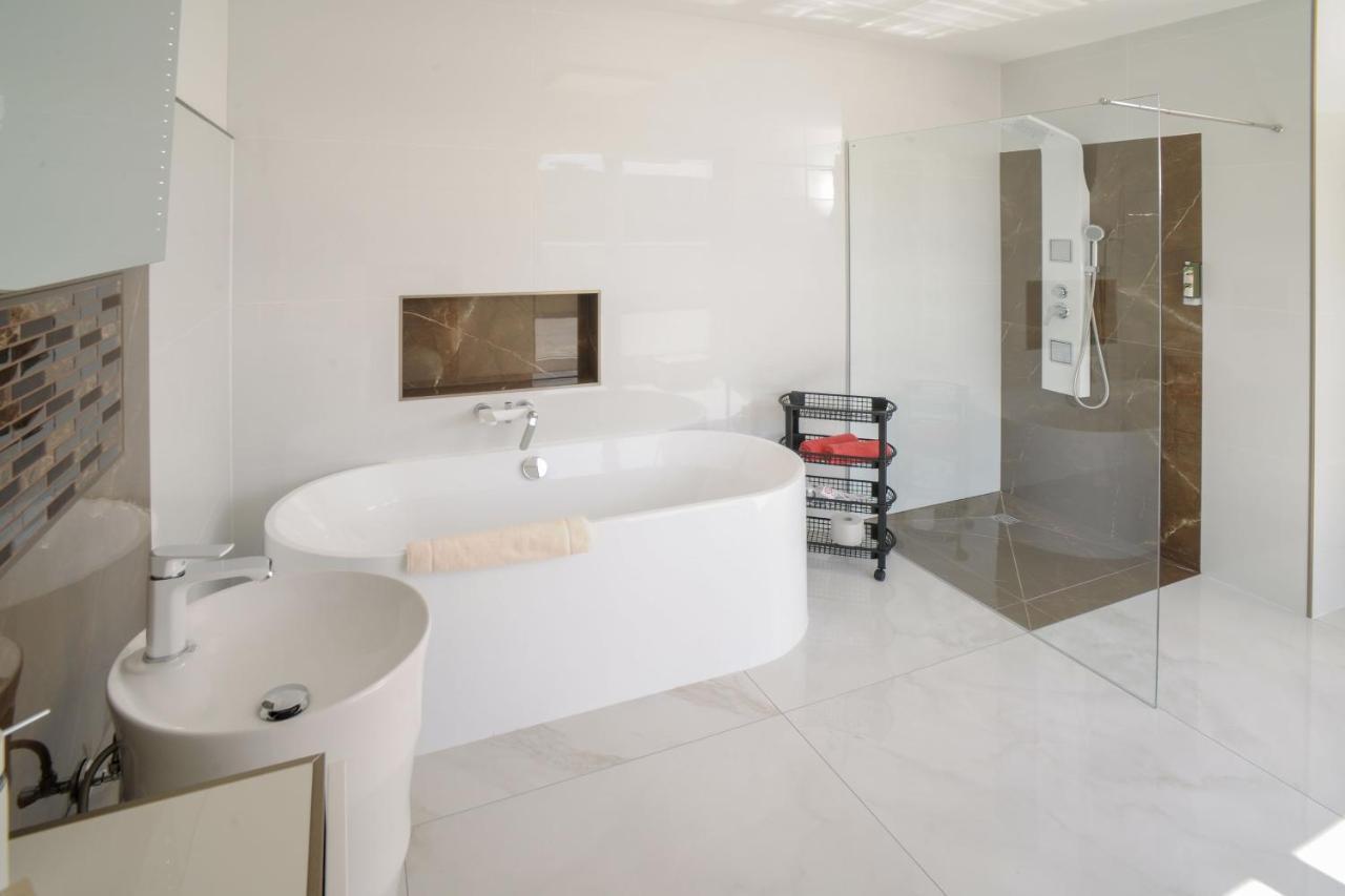 Designloft Sh 19 - Upgrade House Apartment